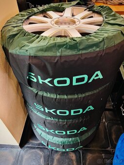 Zimní sada original Audi 235/40 R18 - 3