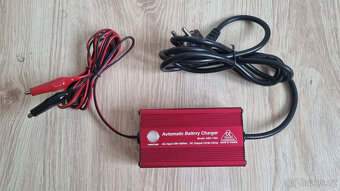 Nabíječka baterií Fairstone FST ABC-1202 - 3