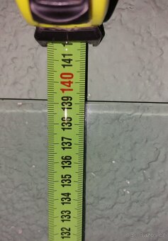 Skleněná výklopná vanová zástěna - 3