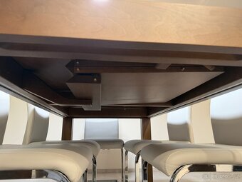 Rozkládací jídelní stůl - 3