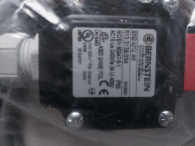 Tahový spínač, bezpečnostní koncový Bernstein - 3