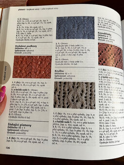 Kniha Pletení a háčkování 1000 vzorů - 3