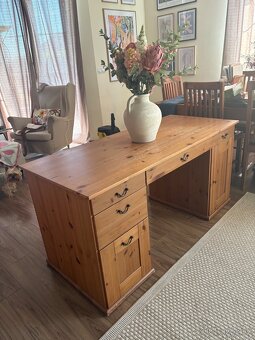 Stůl dřevěný IKEA Hemnes - 3