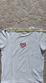 Dívčí crop top Cropp - 3