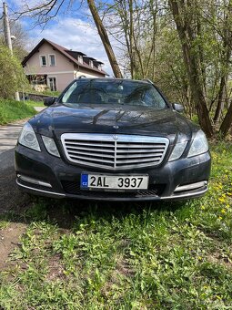 Mercedes Benz E250 2011 - 3
