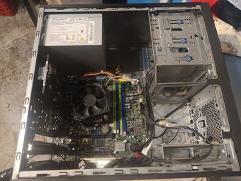 Lenovo ThinkCentre - 3