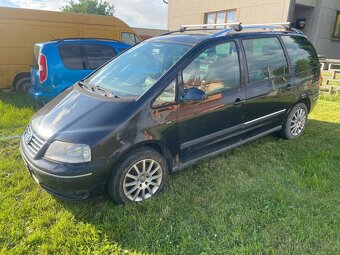 Volkswagen Sharan 1.9tdi 110kw 7 míst. - 3