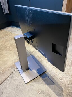 Monitor HP E223 - 3
