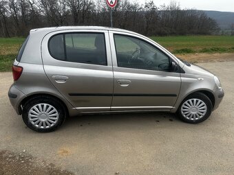 Toyota Yaris 1.0 VVT 5dv, r.v.12/2005, 48kW, dálniční známka - 3