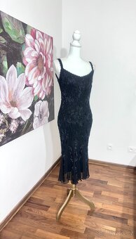 Fantastické midi hedvábné šaty Anoushka G PC 19.500 - 3