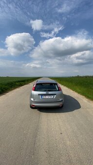 Ford Focus II 1.6 benzín 85kw - náhradní díly - 3