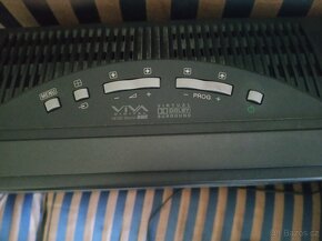 LCD digital colour TV Sony 79cm - 3