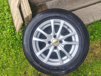 Prodám 4 x Alu disky s pneu, R14 175/70, Toyota Yaris - 3