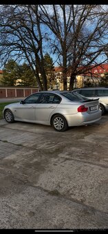 BMW E90 320i - 3