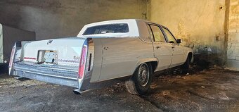 Cadillac Brougham 1988 - 3
