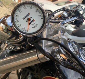 TRIUMPH AMERICA - 3