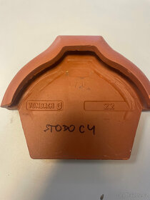 Tondach ukončení hřebenáče vrchní - 3