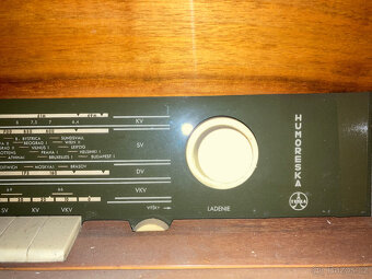 Gramoradio Tesla - 3