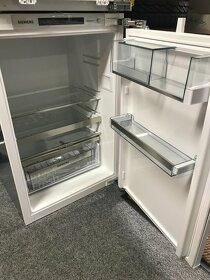 SET VESTAVNÝCH SPOTŘEBIČŮ SIEMENS - MRAZÁK A CHLADNIČKA ZÁNO - 3