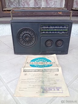 Prodám 4 starší rádia. - 3