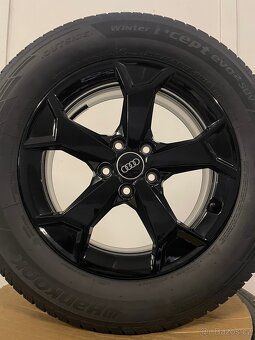 Original zimni alu Audi Q3 5x112 + 215/65/17 98% - 3
