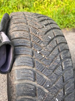 Zimní pneu 205/60R15 - 3