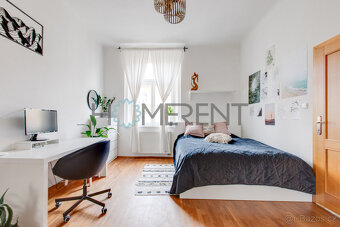 Prodej - krásný a světlý byt 2+kk (45 m²) po rekonstrukci, P - 3