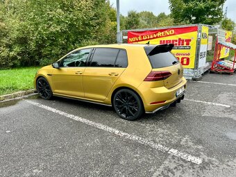 VW Golf 7.5 R-line DSG - 2017 MAX VÝBAVA - super stav - 3