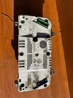 vw polo 6n2 volant/budíky - 3