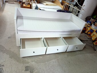Prodám krásnou rozkládací postel IKEA HEMNES - 3