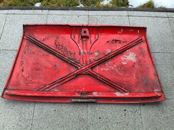 Kapota motoru Škoda 100/110 - 3