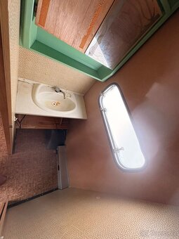 Buerstner 590/900kg, 100km/h - 3