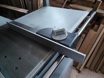 Formátovácí pila Felder - 3