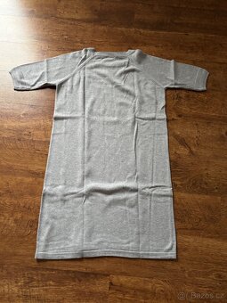 Úpletové šaty Benetton - 3