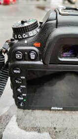 Nikon D7200 tělo + 18-55 AF-P VR objektiv - 3