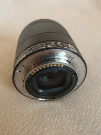 objektiv Sony 50 mm f/1,8 SEL černý - 3