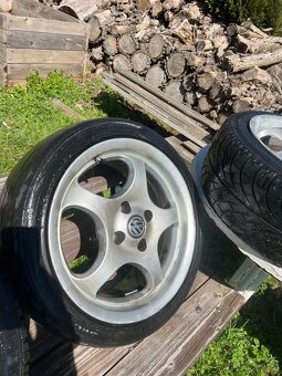 Borbet 4x100 r15 - 3