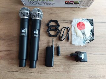 Bezdrátové mikrofony UHF ALPOWL s baterií 4000 mAh - 3