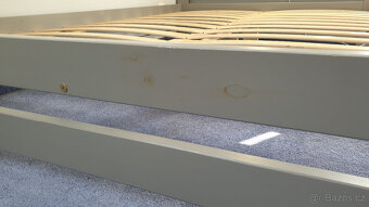 Postel z masivu 140x200 ESM1 šedá s roštem bez matrace - 3