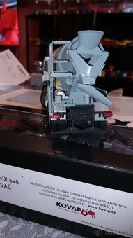 1:43 tatra phoenix mix - 3