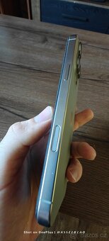 Apple iPhone 16 Pro Max, 256GB - 3