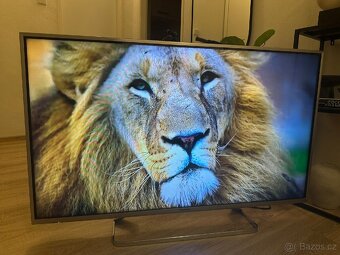 Smart TV Panasonic 120cm - 3