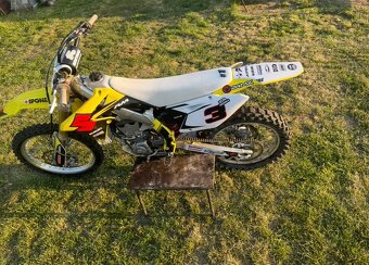 Suzuki rmz 450 - 3