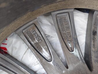 1ks Alu disk Škoda Superb Trinity 19 5x112 8,0J x 19“ ET 44 - 3