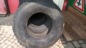 Prodám pneu na Tatra 813/815 - 3