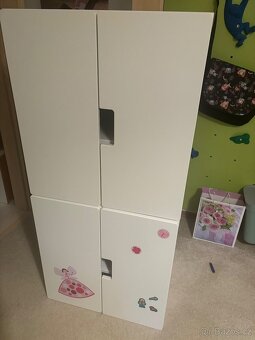 SESTAVA NÁBYTKU IKEA STUVA DO DĚTSKÉHO POKOJE - 3
