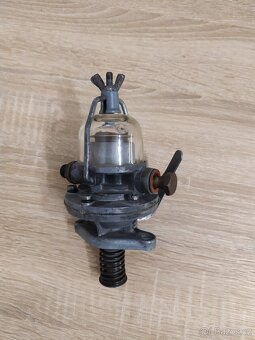 Benzínové čerpadlo - AC pumpa Tatra 603 - 3