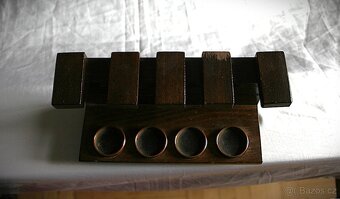 STAROŽITNÝ STOJÁNEK NA DÝMKY - 3