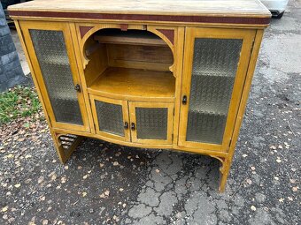 Prodám starožitný příborník - 3