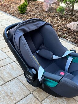 Dětská autosedačka BABY SAFE 3 i-SIZE - 3